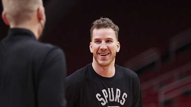 Jakob Poeltl, San Antonio Spurs